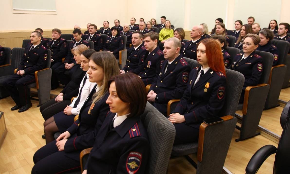 107 лет на службе закона: в УМВД России по Тульской области отметили годовщину создания экспертно-криминалистической службы 107 лет на службе закона: в УМВД России по Тульской области отметили годовщину создания экспертно-криминалистической службы