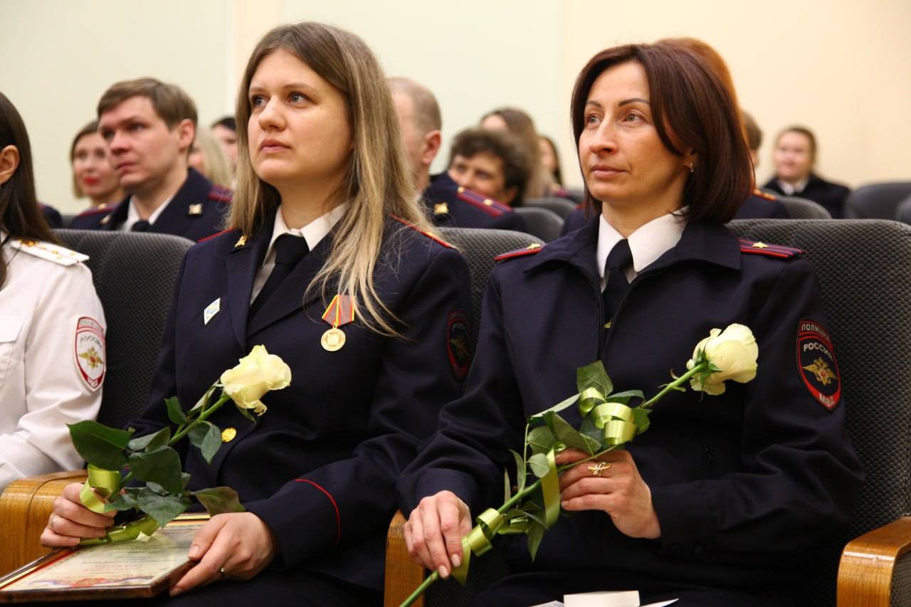 107 лет на службе закона: в УМВД России по Тульской области отметили годовщину создания экспертно-криминалистической службы 107 лет на службе закона: в УМВД России по Тульской области отметили годовщину создания экспертно-криминалистической службы