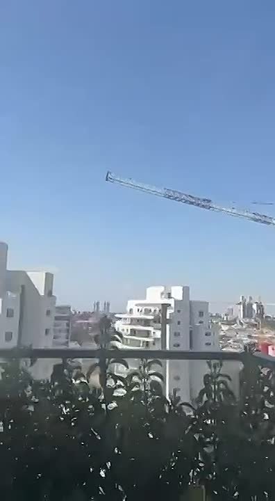 Иранские ракеты наносят удар по Беэр-Шеве