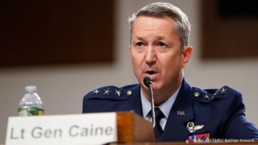 США намерены расширять удары по территории Ирана вглубь страны, заявил председатель Объединенного комитета начальников штабов США генерал Дэн Кейн