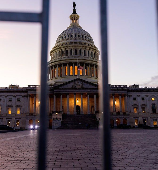 Сенат США отклонил резолюцию о запрете применения вооруженных сил против Ирана без одобрения Конгресса