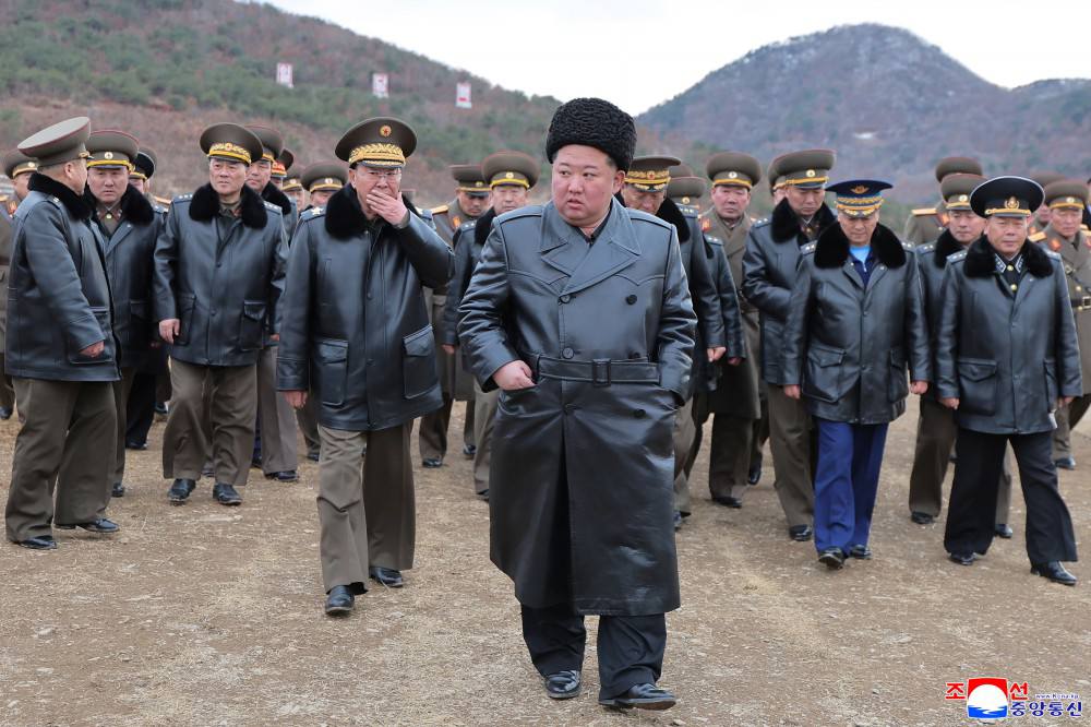 Ким Чен Ын объявил о строительстве в КНДР минимум двух эсминцев в год: