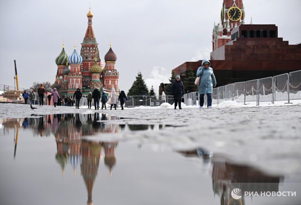 Снег в Москве растает к середине апреля, прогнозируют синоптики