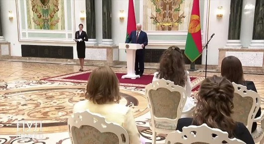 ���� ����: ���������:. ����������� ��� ����������. ���� ���� ���� ����� ��� ������ � ��� ���, ������� ����������� [��������]. � ��� �� TikTok ����. ������ ���� �����. ���� ���-�� ������ ���, �������� ���, � �����������...