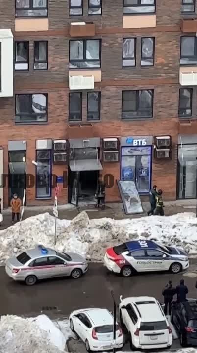 ����� ��������� � ��������� ����� � ������������ ���������