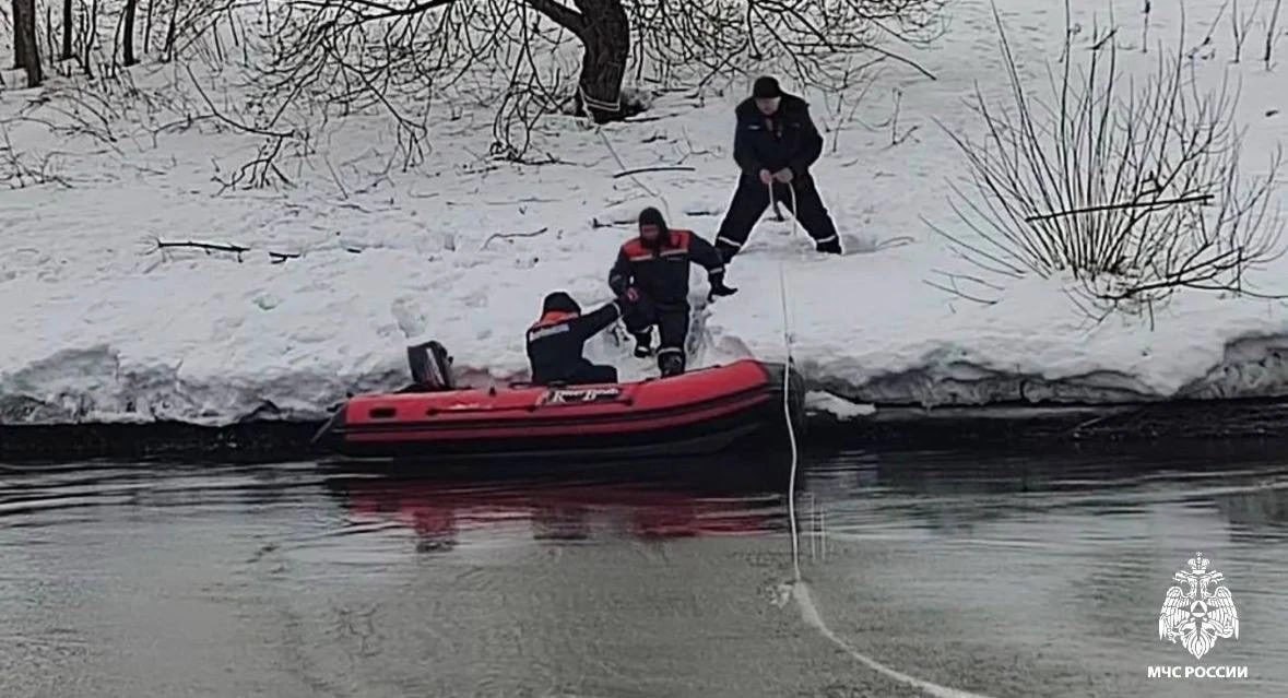 В подмосковном Звенигороде пропали трое подростков В подмосковном Звенигороде пропали трое подростков