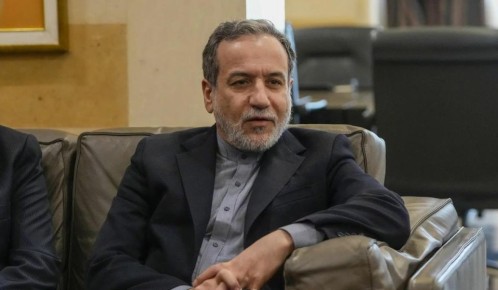 «Иран не хочет причинять вред простым американцам, которые в подавляющем большинстве голосовали за прекращение участия страны в дорогостоящих зарубежных войнах», — заявил глава МИД Аббас Аракчи