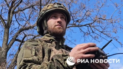 "Вкалывают роботы, счастлив человек"