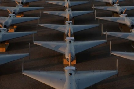 США наносят удары по арабским странам, используя беспилотник "Лукас", похожий на иранский "Шахед", заявил глава МИД Ирана Аракчи